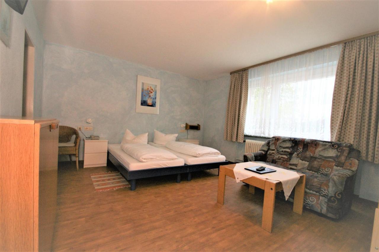 Zur Traube Schwarzwaldhotel & Restaurant Am Titisee Санкт-Мерген Экстерьер фото